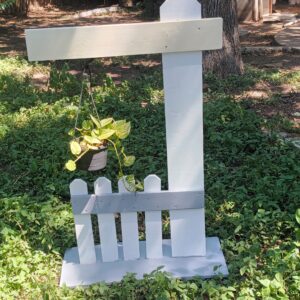 Picket Fence Plant Stand
